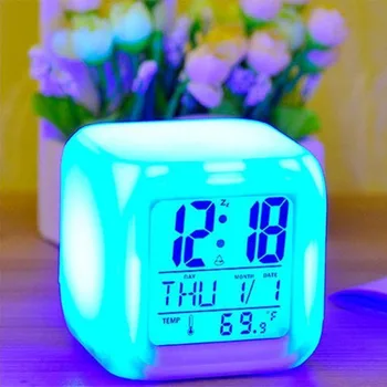 7Colors LED Keitimas Mados Elektroninis Laikrodis Skaitmeninis Signalo Termometras Žėrintis Kubo Naktį Vaikai žadintuvai Atsitiktiniai Despertador