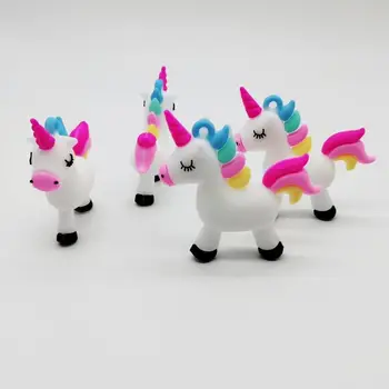 Septynių spalvų vienaragis keychain pakabukas 3D mažas spalvos arklys, Ne toksiška PVC minkštos plastikinės lėlės maišelį papuošalai Mielas spalvingas Princesė Pet